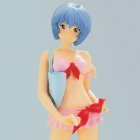 image Figurine en silicone de Rei en maillot de bain rouge